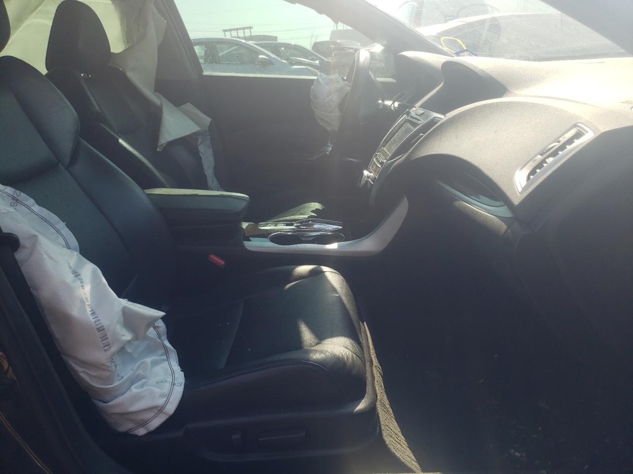 Photo 5 from auction – 2016 ACURA TLX TECH with VIN 19UUB3F52GA004251