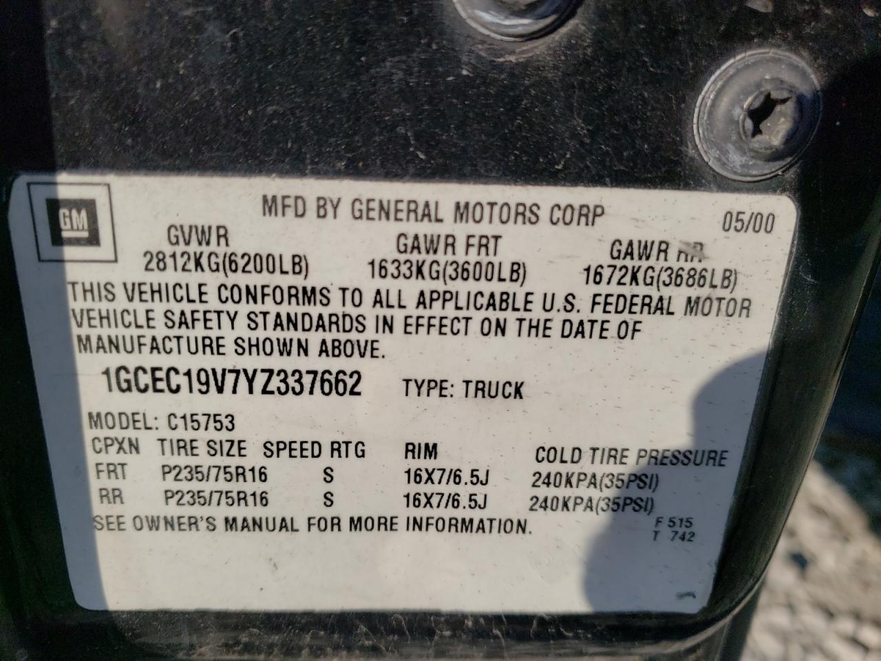 Photo 10 from auction – 2000 CHEVROLET SILVERADO with VIN 1GCEC19V7YZ337662