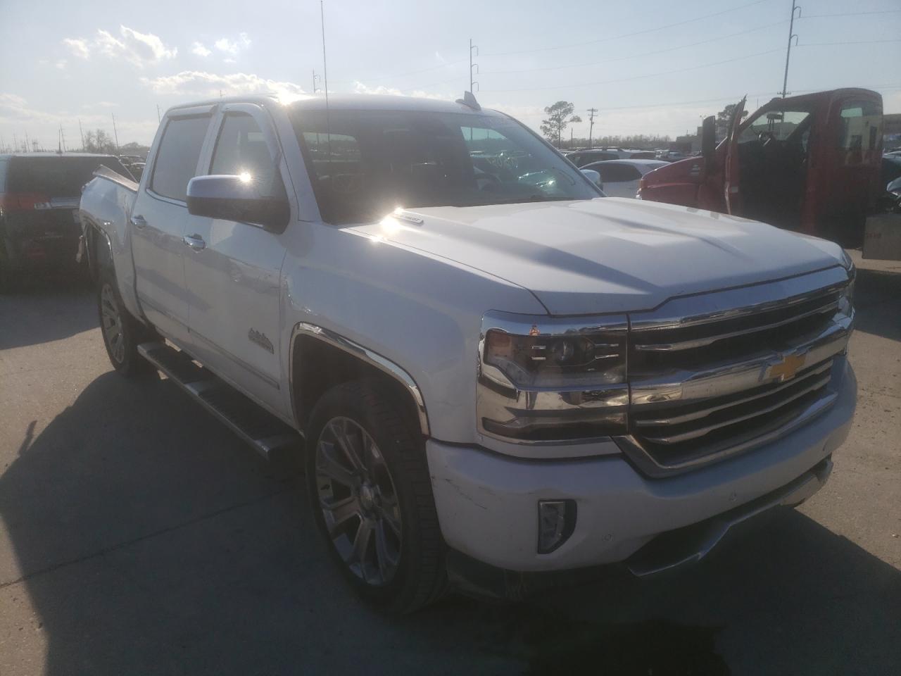 CHEVROLET SILVERADO 2018 with VIN 3GCUKTEC4JG519596 - Photo from auction