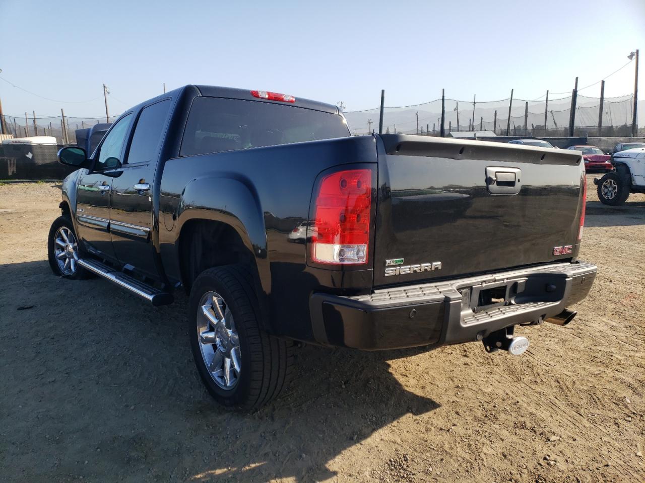 Photo 3 from auction – 2012 GMC SIERRA C15 with VIN 3GTP1XE27CG166899