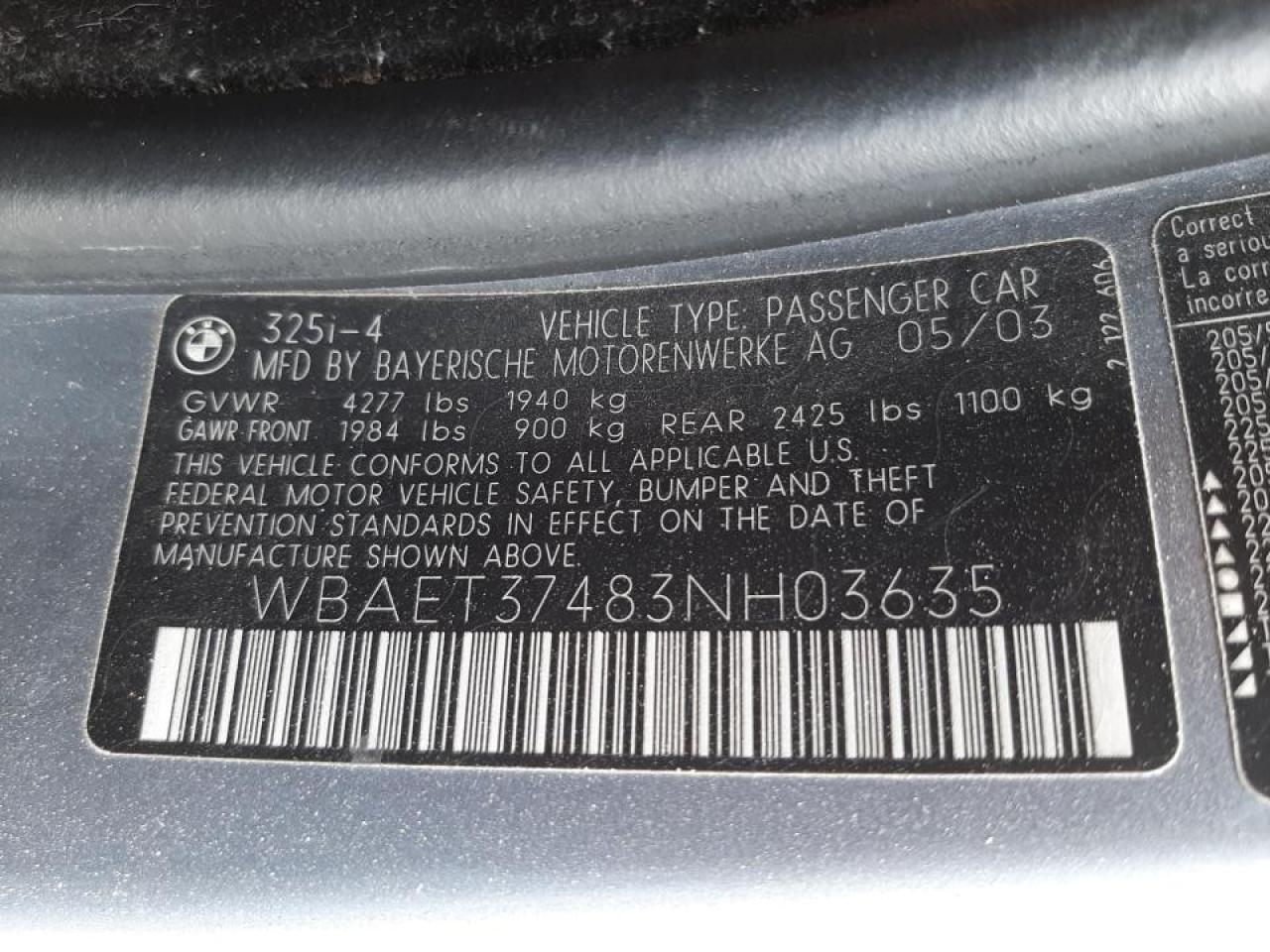 Photo 10 from auction – 2003 BMW 325 I with VIN WBAET37483NH03635