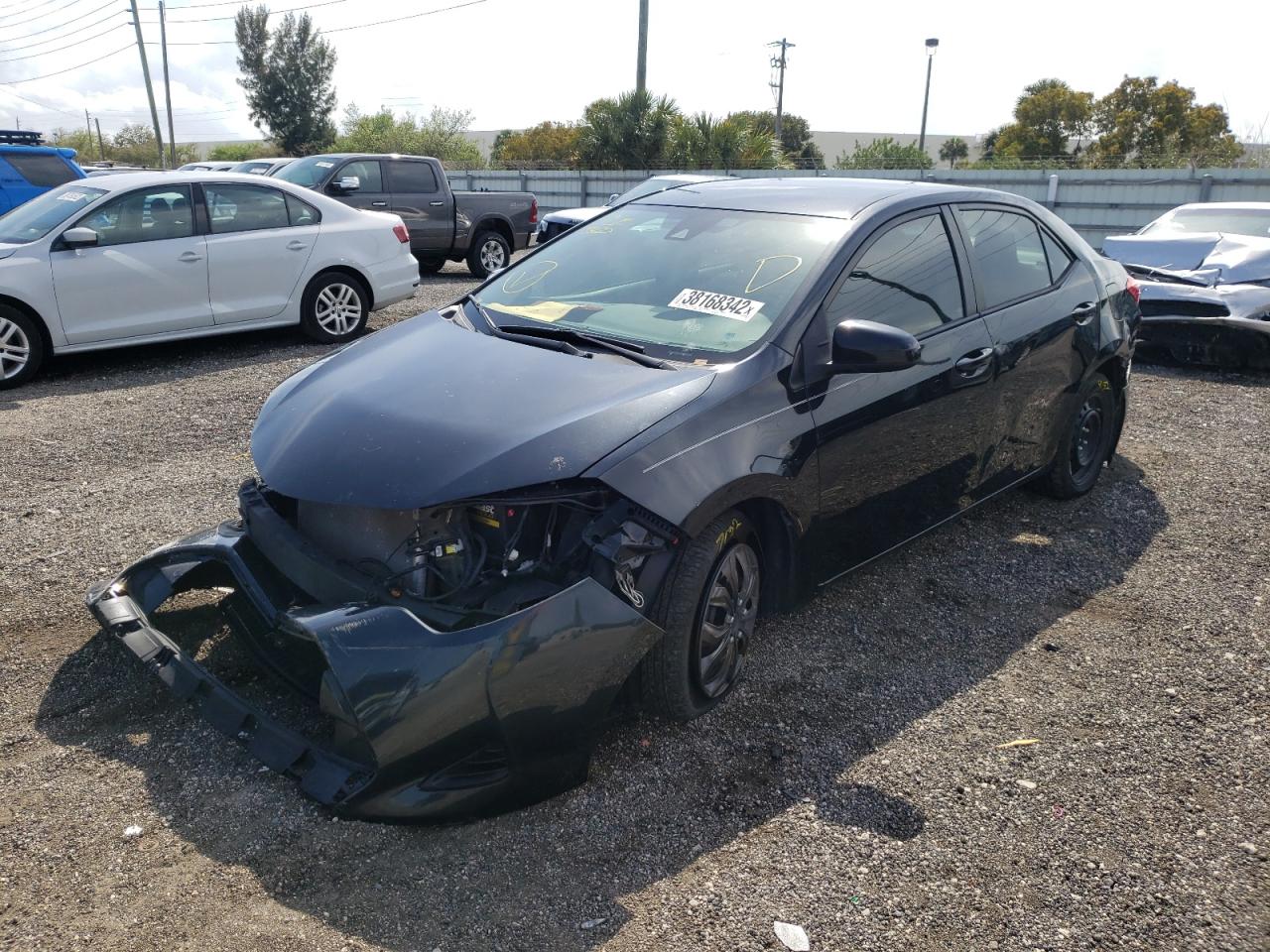 Photo 2 from auction – 2017 TOYOTA COROLLA L with VIN 2T1BURHE6HC805052