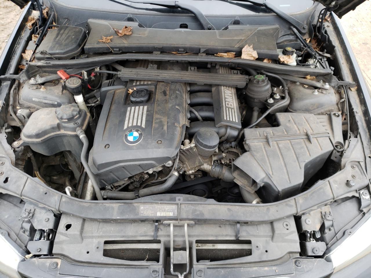 Photo 7 from auction – 2011 BMW 328 I with VIN WBAPH7G58BNN05210