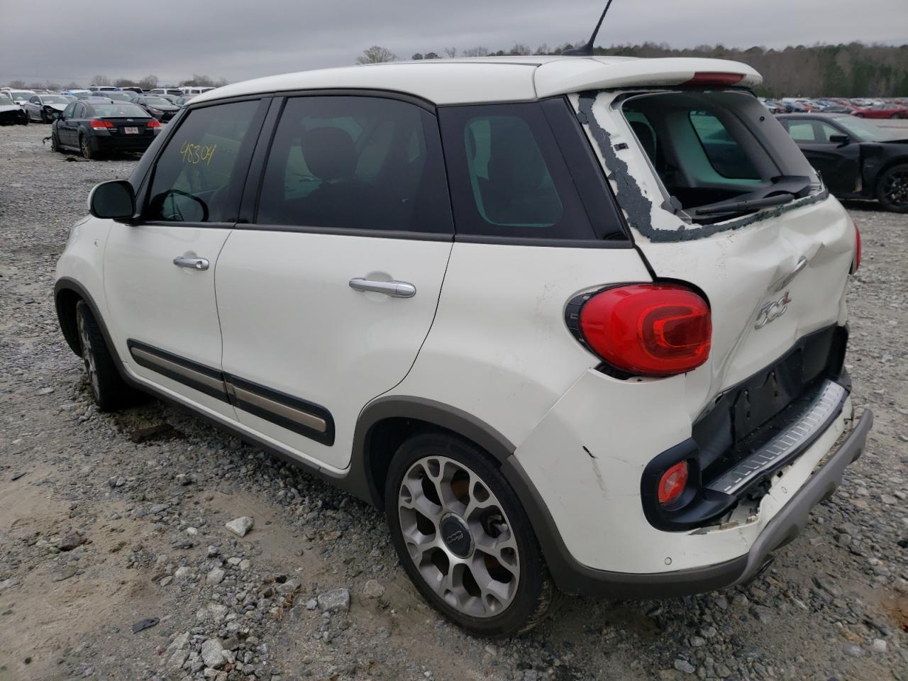Photo 3 from auction – 2014 FIAT 500L TREKK with VIN ZFBCFADH3EZ016345
