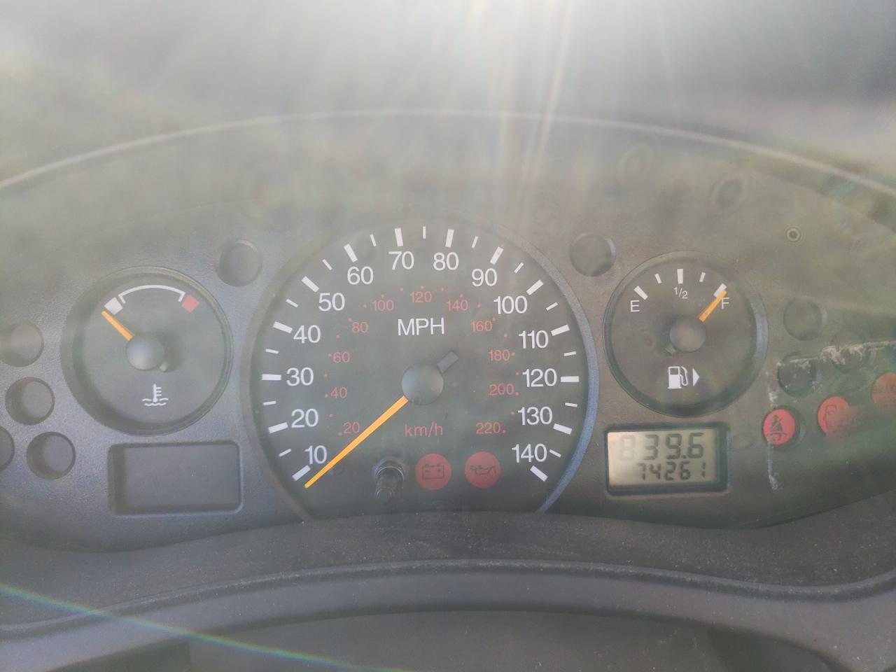 Photo 8 from auction – 2002 FORD FOCUS with VIN 1FAFP34P82W156789