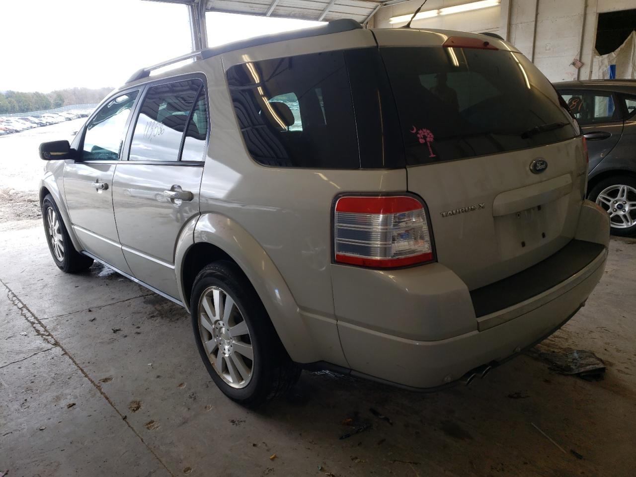 Photo 3 from auction – 2008 FORD TAURUS X L with VIN 1FMDK03W38GA15506
