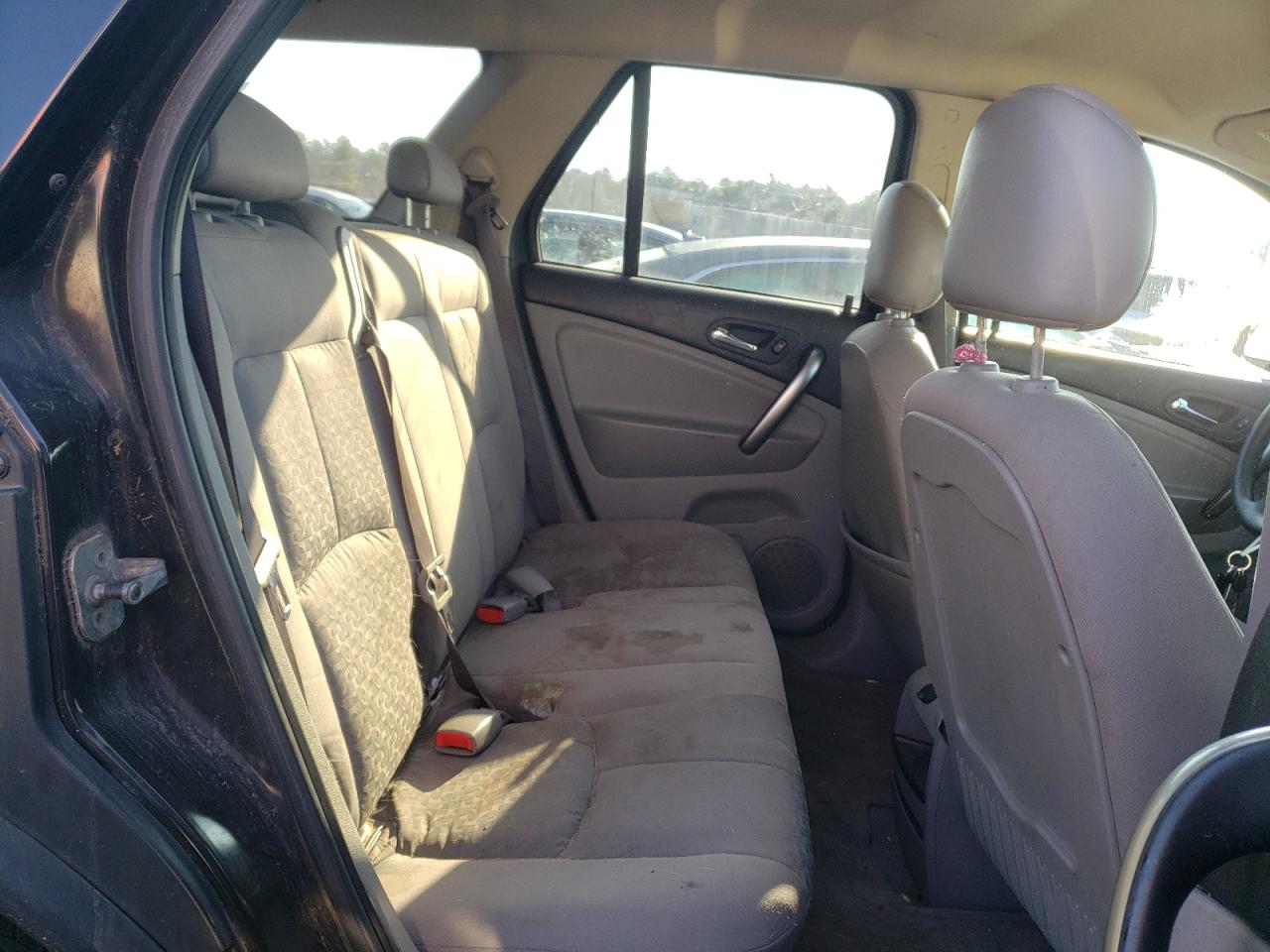 Photo 6 from auction – 2006 SATURN VUE with VIN 5GZCZ33D37S809590