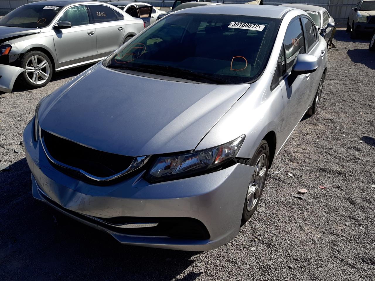 Photo 2 from auction – 2013 HONDA CIVIC LX with VIN 19XFB2F58DE088781