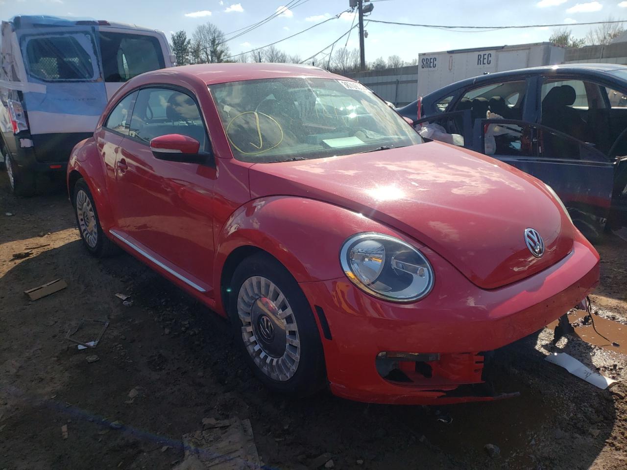 VOLKSWAGEN BEETLE 2013 with VIN 3VWHP7AT8DM679628 - Photo from auction