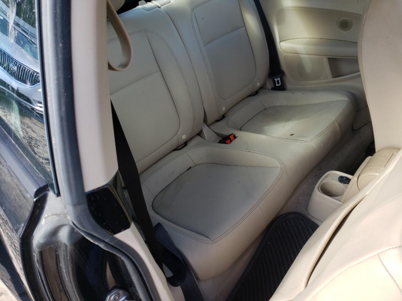 Photo 6 from auction – 2014 VOLKSWAGEN BEETLE with VIN 3VWJP7AT6EM615980