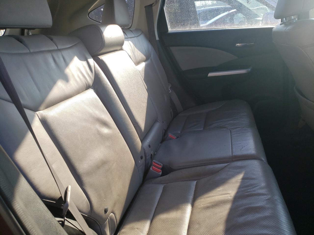 Photo 6 from auction – 2016 HONDA CR-V EXL with VIN 2HKRM4H71GH722241