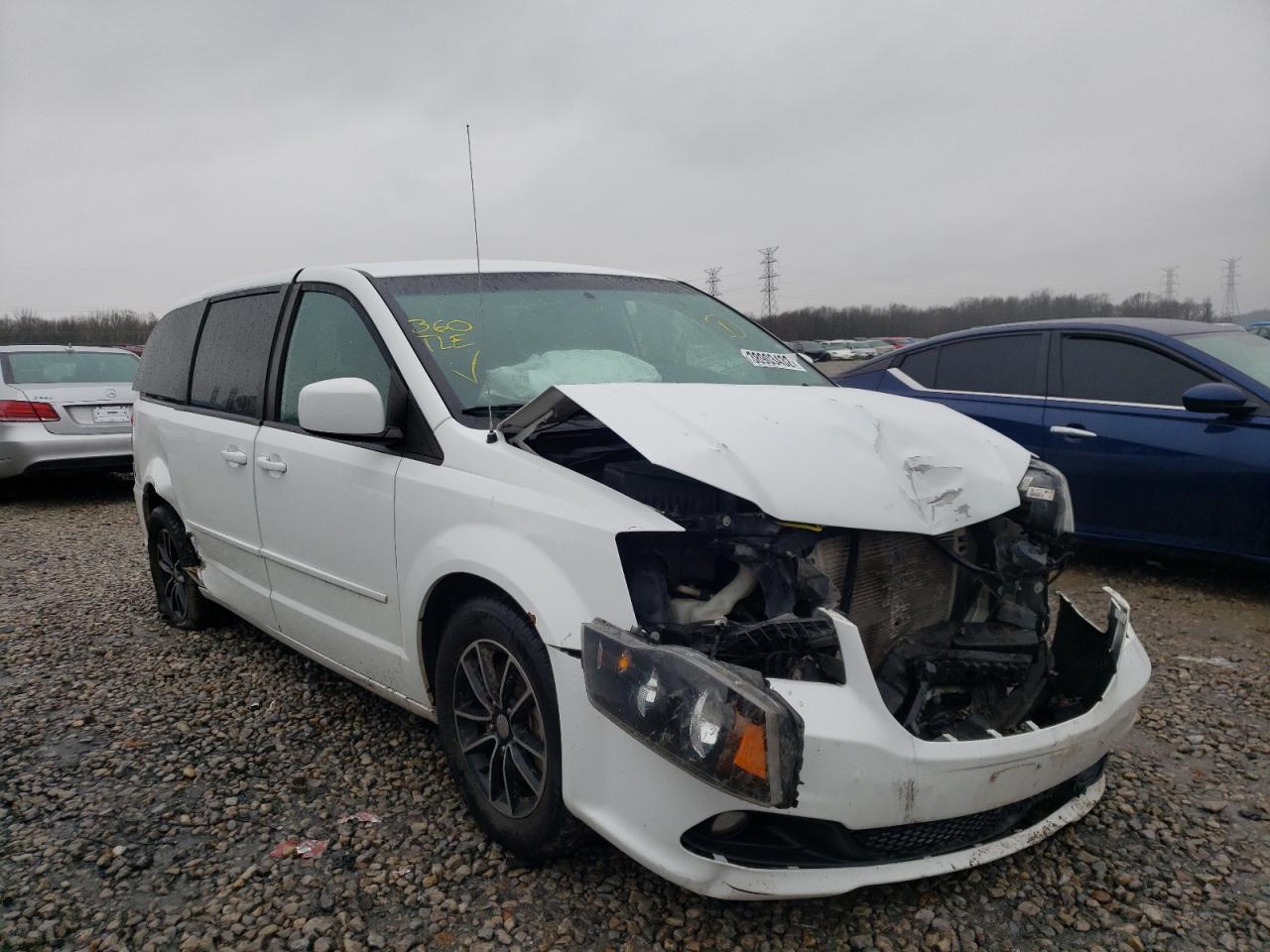 DODGE GRAND CARA 2015 with VIN 2C4RDGEG9FR574671 - Photo from auction