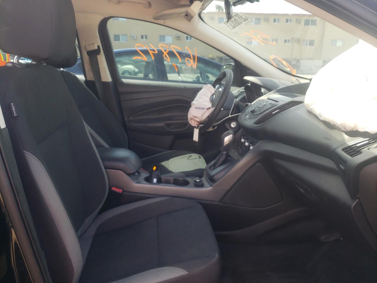 Zdjęcie 5 z aukcji – 2013 FORD ESCAPE S z VIN 1FMCU0F70DUB78216
