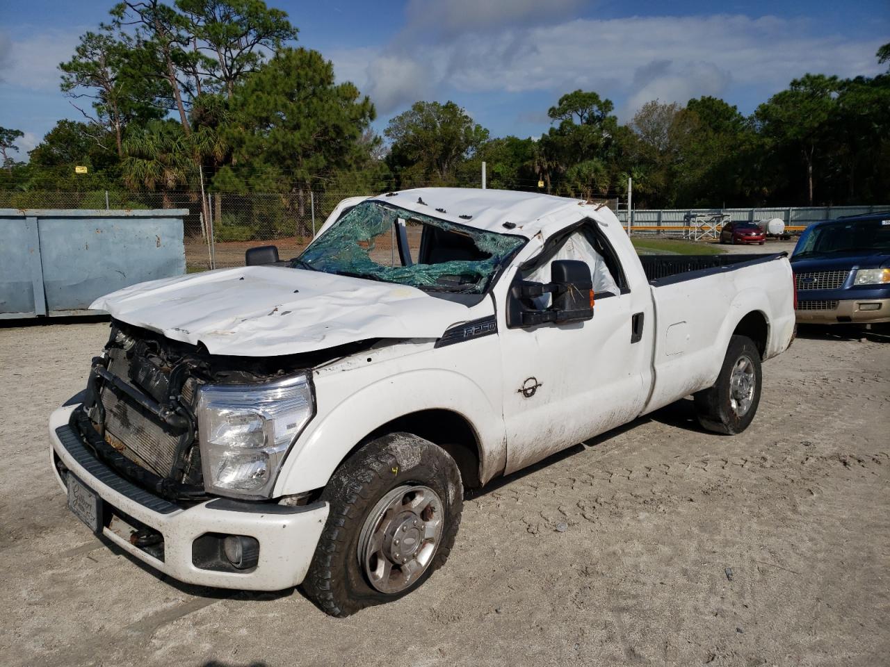 Photo 10 from auction – 2013 FORD F250 SUPER with VIN 1FTBF2AT2DEA21713