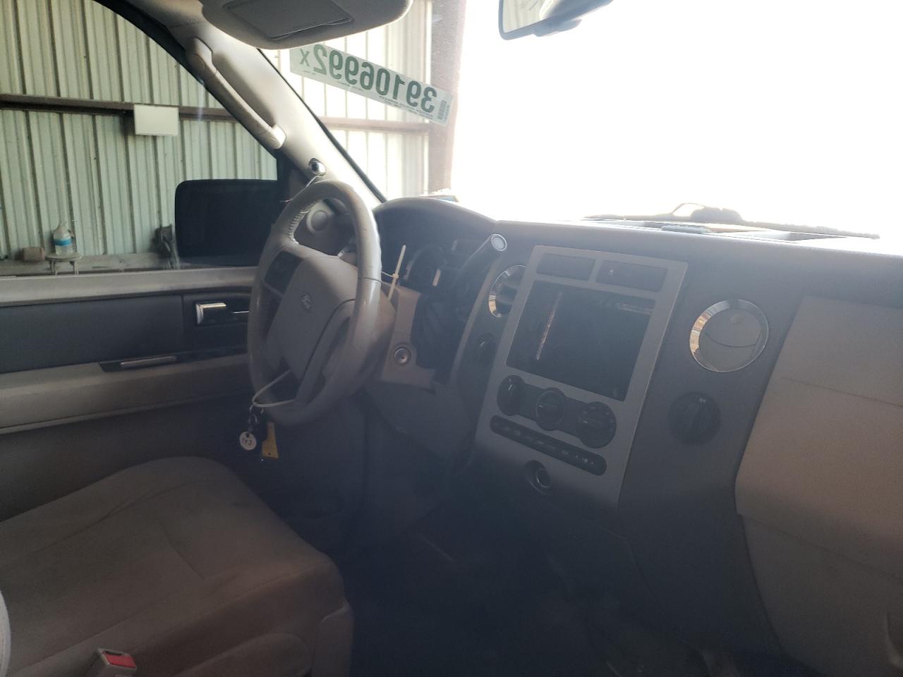 Photo 9 from auction – 2011 FORD EXPEDITION with VIN 1FMJK1G51BEF48886