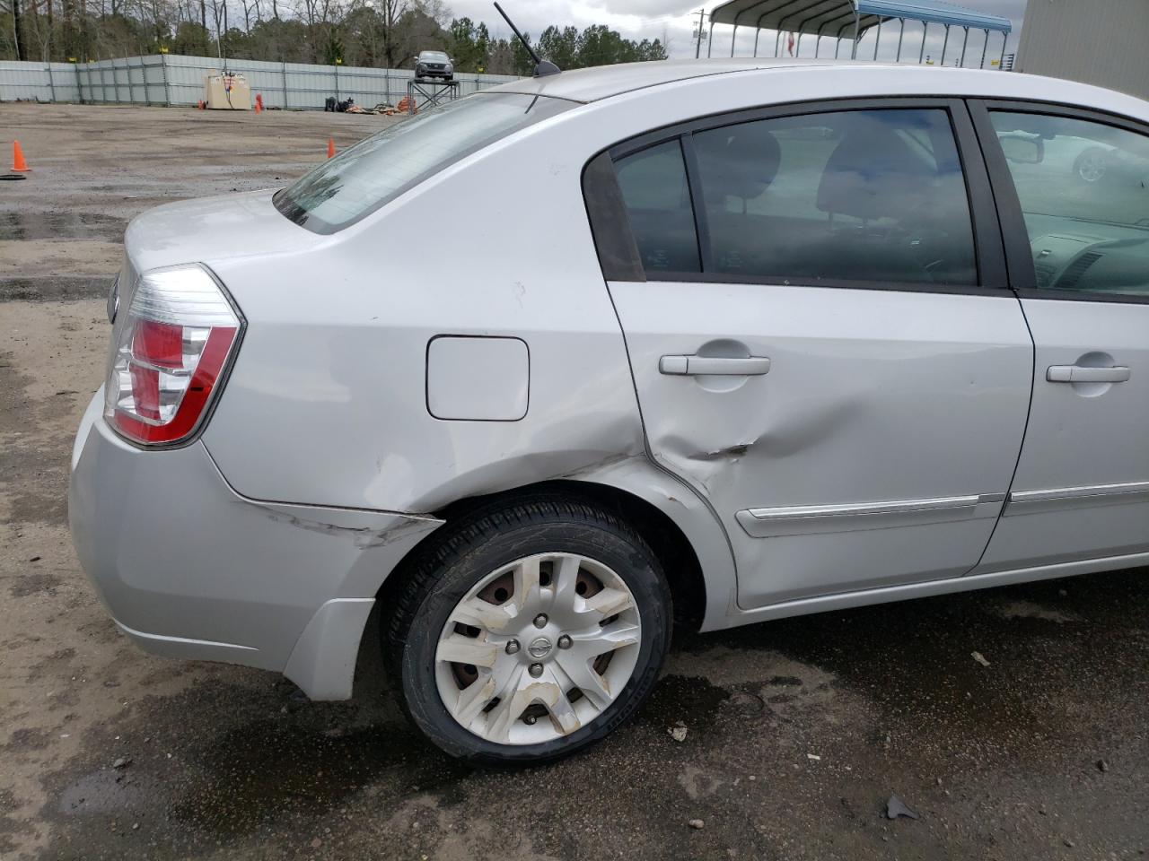 Photo 9 from auction – 2010 NISSAN SENTRA 2.0 with VIN 3N1AB6AP1AL619677