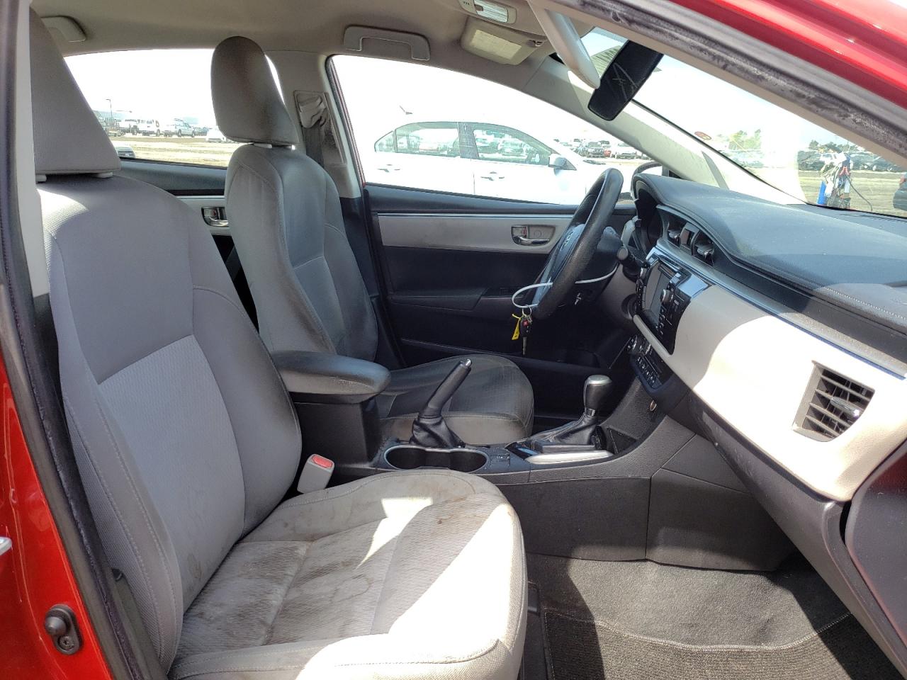 Photo 5 from auction – 2014 TOYOTA COROLLA L with VIN 5YFBURHEXEP115669