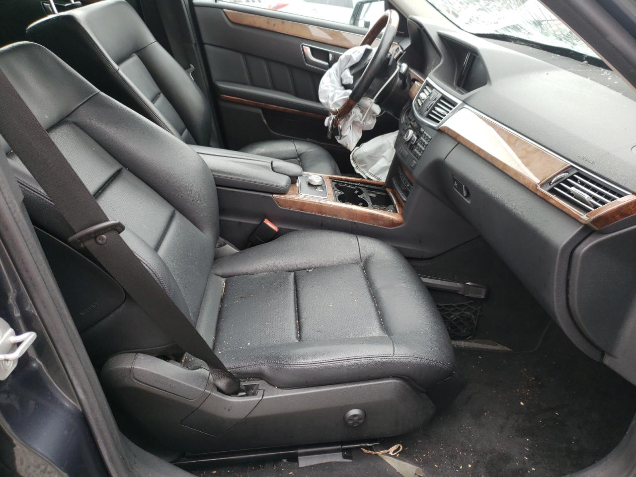 Photo 5 from auction – 2012 MERCEDES-BENZ E 350 4MAT with VIN WDDHF8JB0CA547421