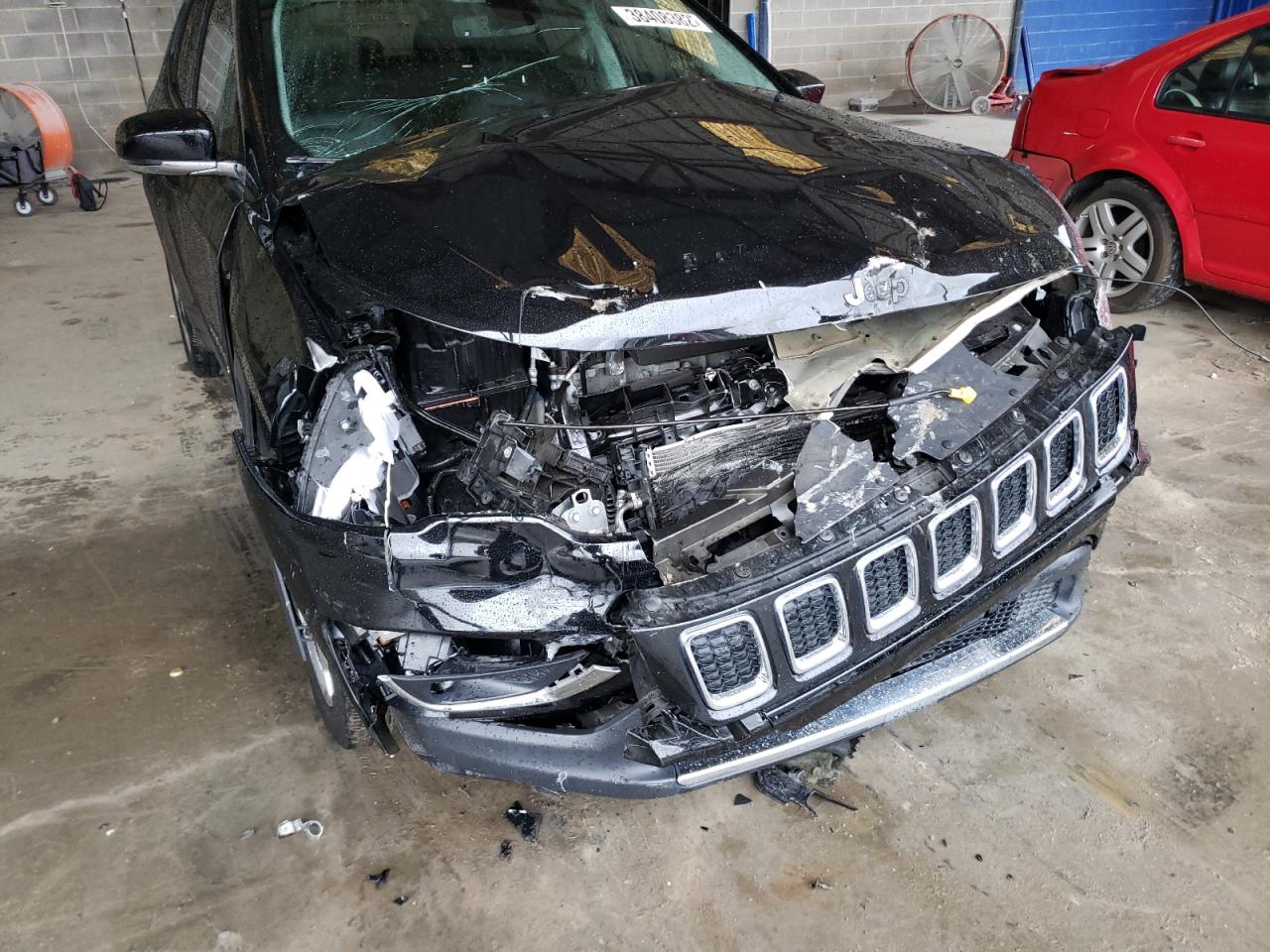 Photo 9 from auction – 2019 JEEP COMPASS LI with VIN 3C4NJCCB0KT614327