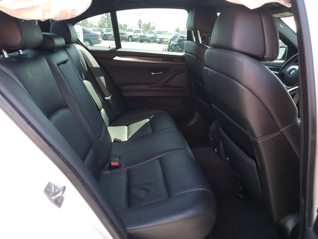 Photo 6 from auction – 2012 BMW 528 I with VIN WBAXG5C54CDW85354