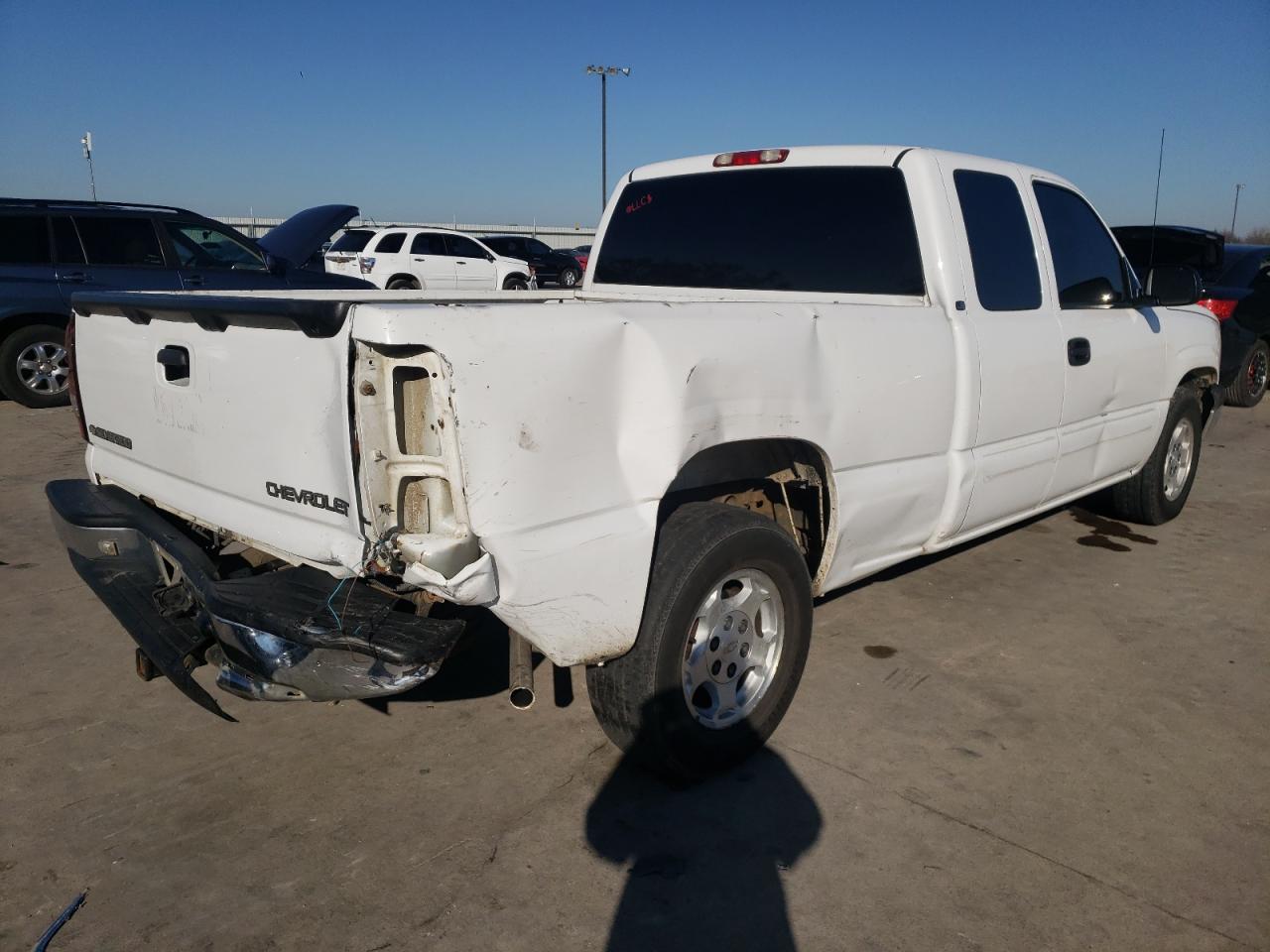 Photo 4 from auction – 2004 CHEVROLET SILVERADO with VIN 2GCEC19V541349120