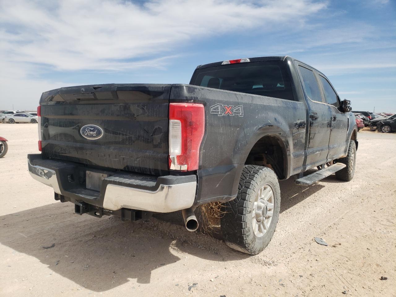 Photo 4 from auction – 2018 FORD F250 SUPER with VIN 1FT7W2B67JED00035