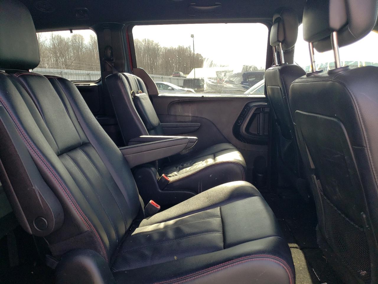 Photo 6 from auction – 2017 DODGE GRAND CARA with VIN 2C4RDGEG7HR732105