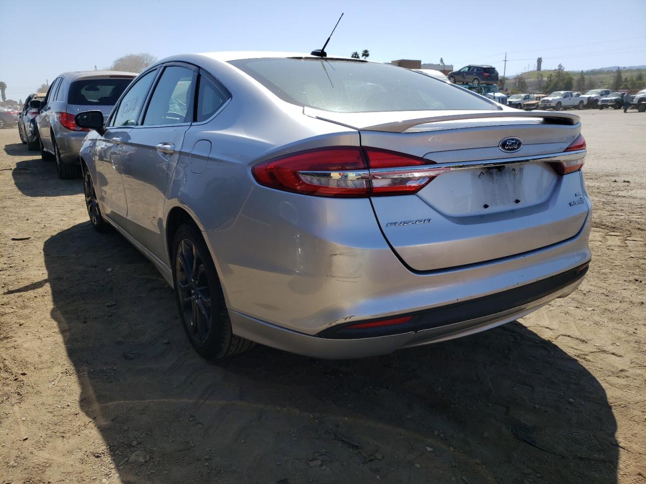Photo 3 from auction – 2018 FORD FUSION SE with VIN 3FA6P0LU2JR124248
