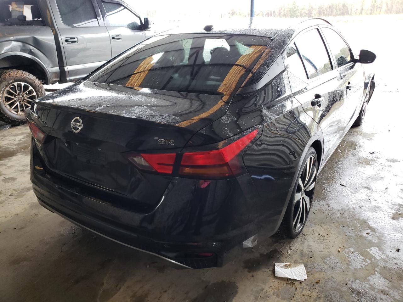 Photo 4 from auction – 2019 NISSAN ALTIMA SR with VIN 1N4BL4CV0KC163947