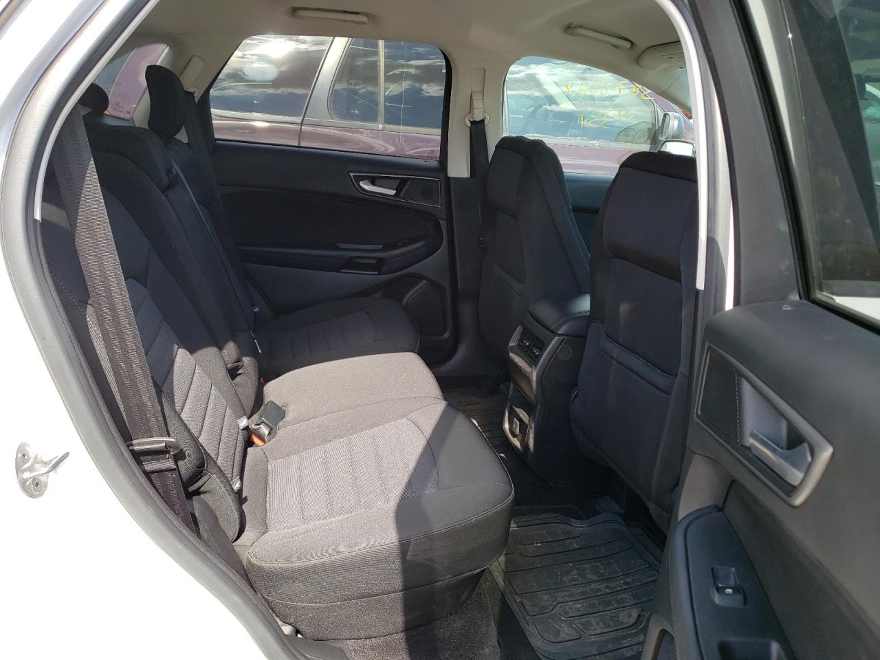 Photo 6 from auction – 2016 FORD EDGE SE with VIN 2FMPK4G94GBC57025