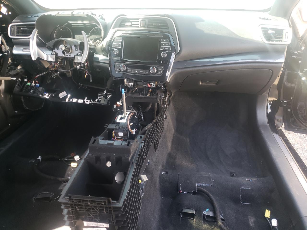 Photo 9 from auction – 2021 NISSAN MAXIMA SR with VIN 1N4AA6EV0MC504888