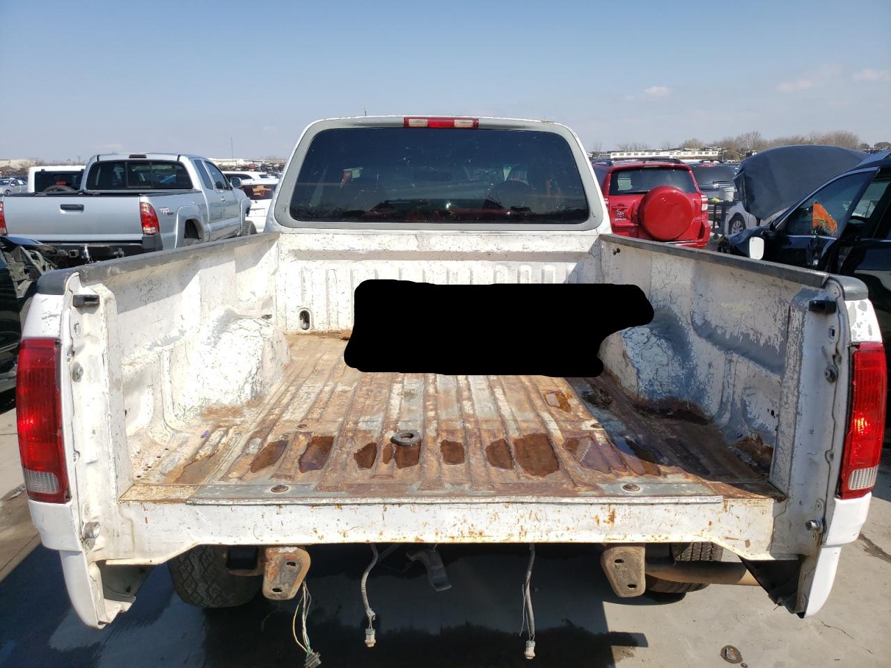 Photo 6 from auction – 2000 FORD F150 with VIN 1FTRX17L4YKB02717