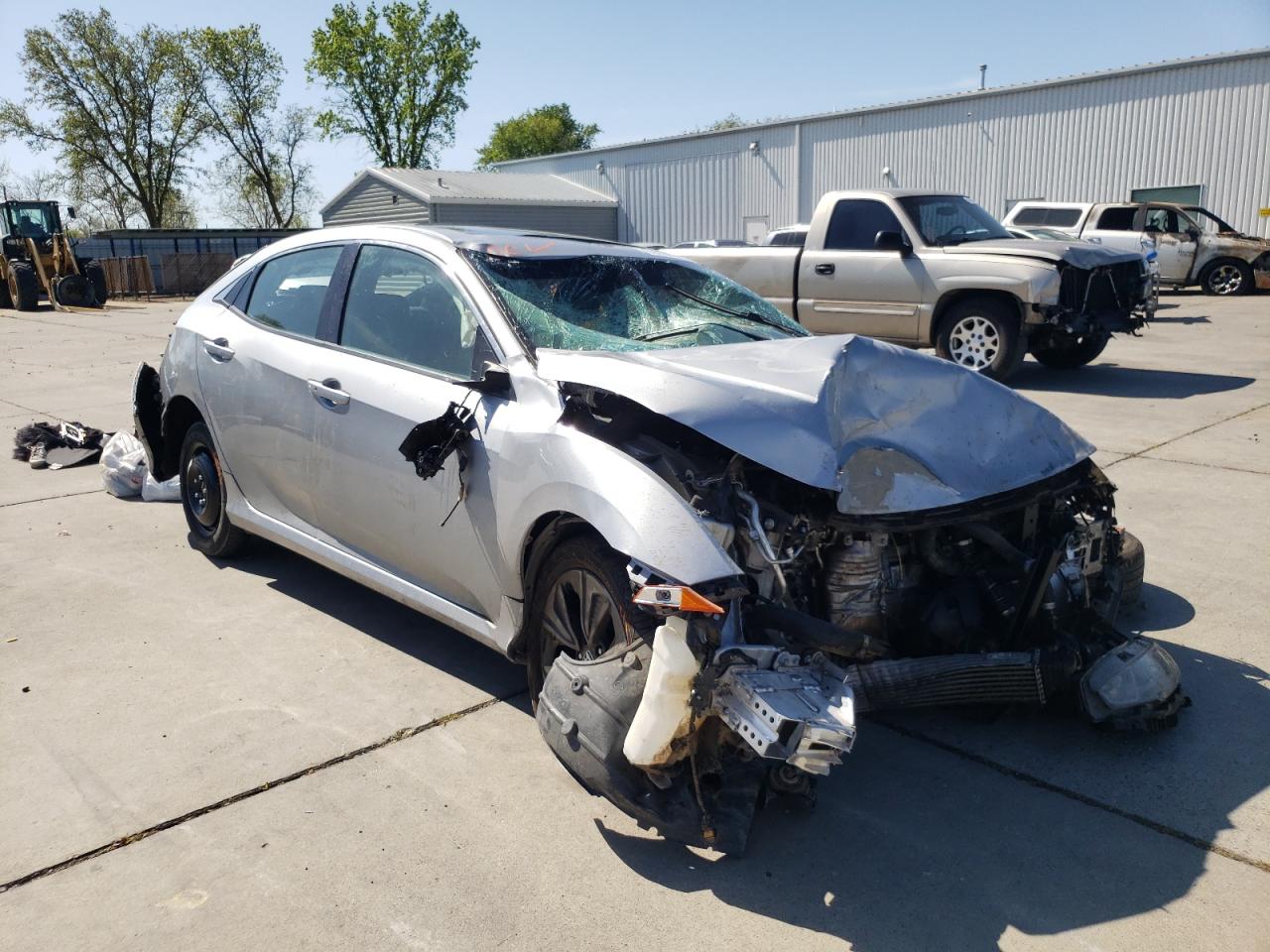 Photo 1 from auction – 2018 HONDA CIVIC EX with VIN SHHFK7H54JU406796
