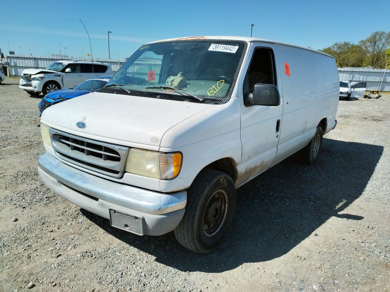 Photo 2 from auction – 2000 FORD ECONOLINE with VIN 1FTNS24LXYHA96037