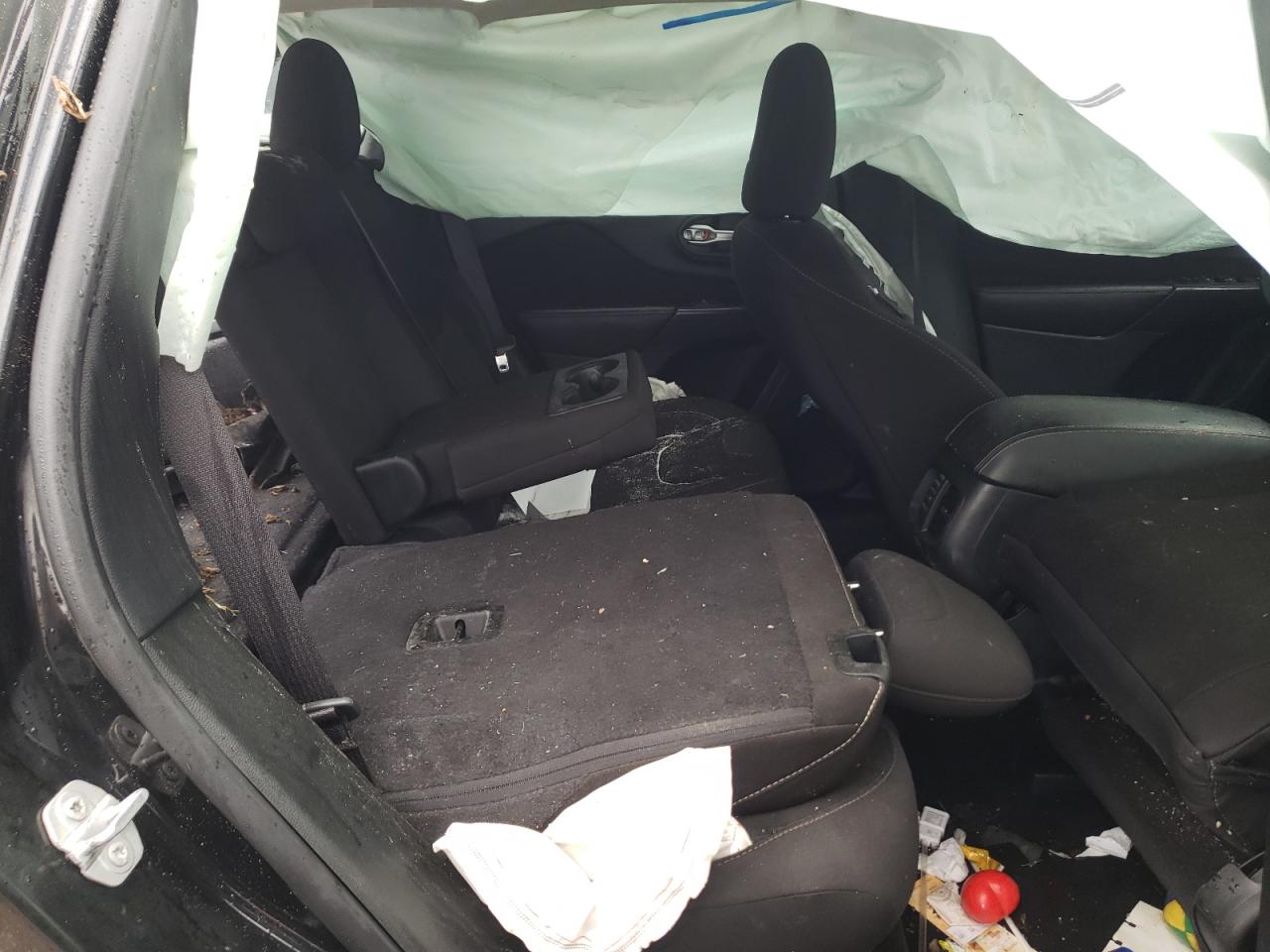Photo 6 from auction – 2016 JEEP CHEROKEE L with VIN 1C4PJLCS2GW363823