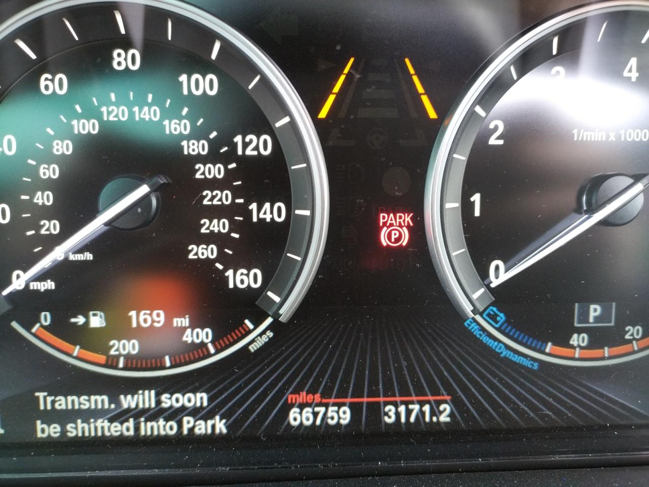 Photo 8 from auction – 2015 BMW X5 XDRIVE3 with VIN 5UXKR0C58F0K71692