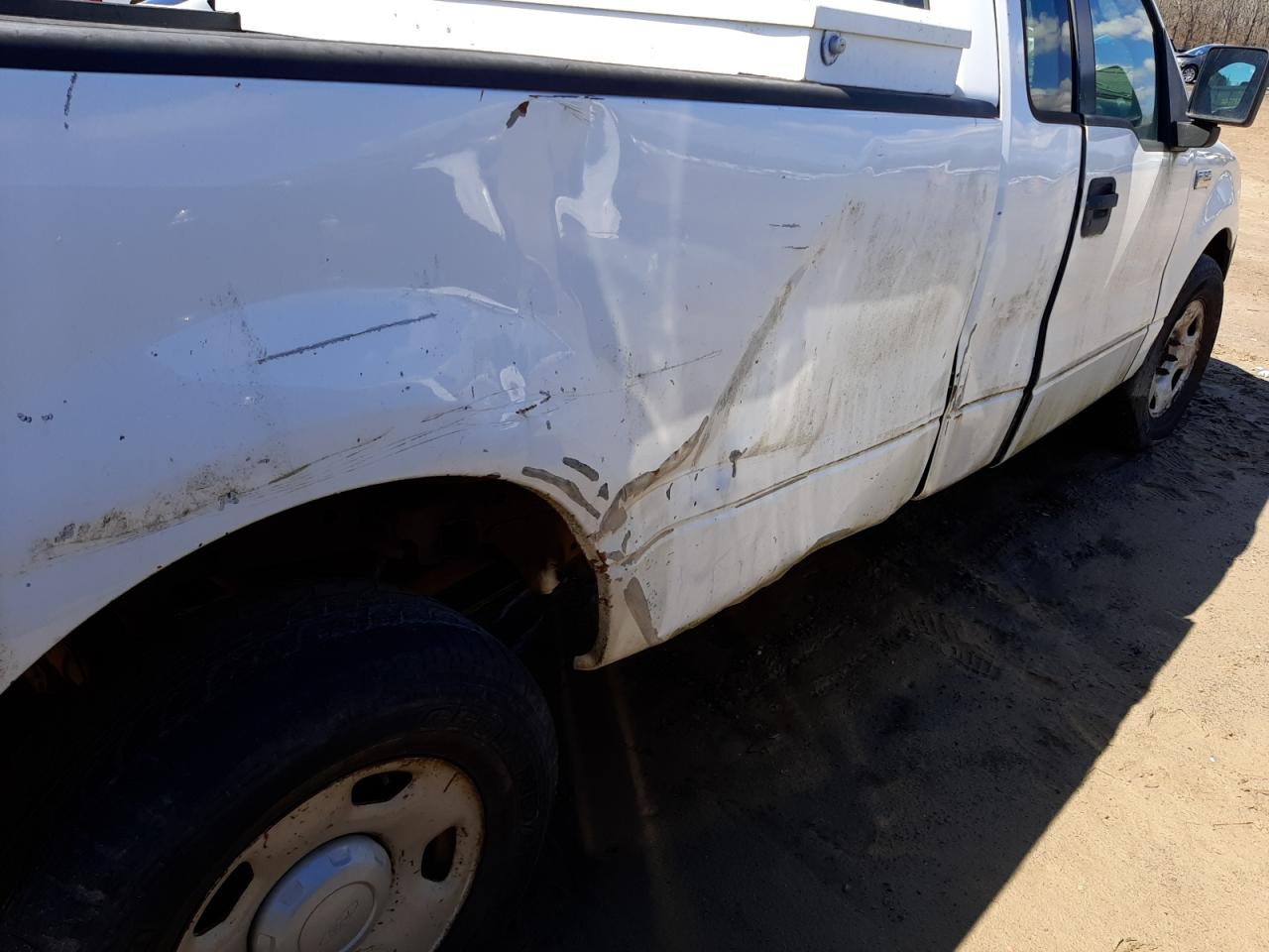 Photo 9 from auction – 2005 FORD F150 with VIN 1FTRF12225NA80177