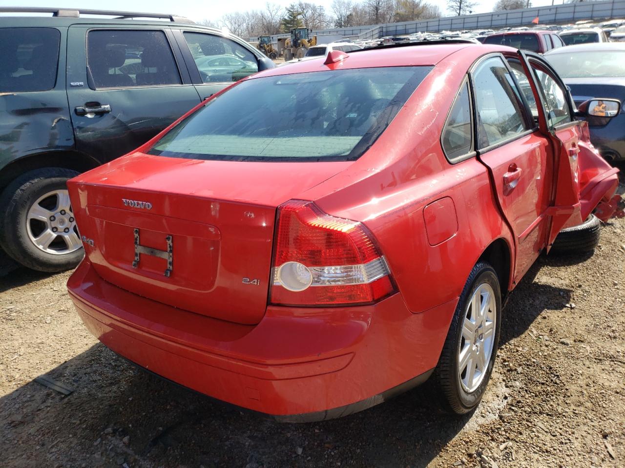 Photo 4 from auction – 2006 VOLVO S40 2.4I with VIN YV1MS382262173237