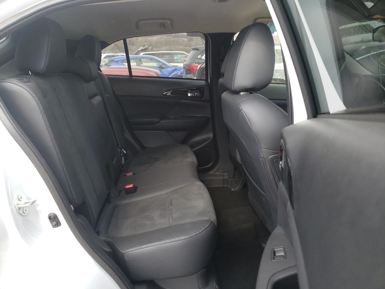Photo 6 from auction – 2022 MITSUBISHI ECLIPSE CR with VIN JA4ATWAA3NZ046974
