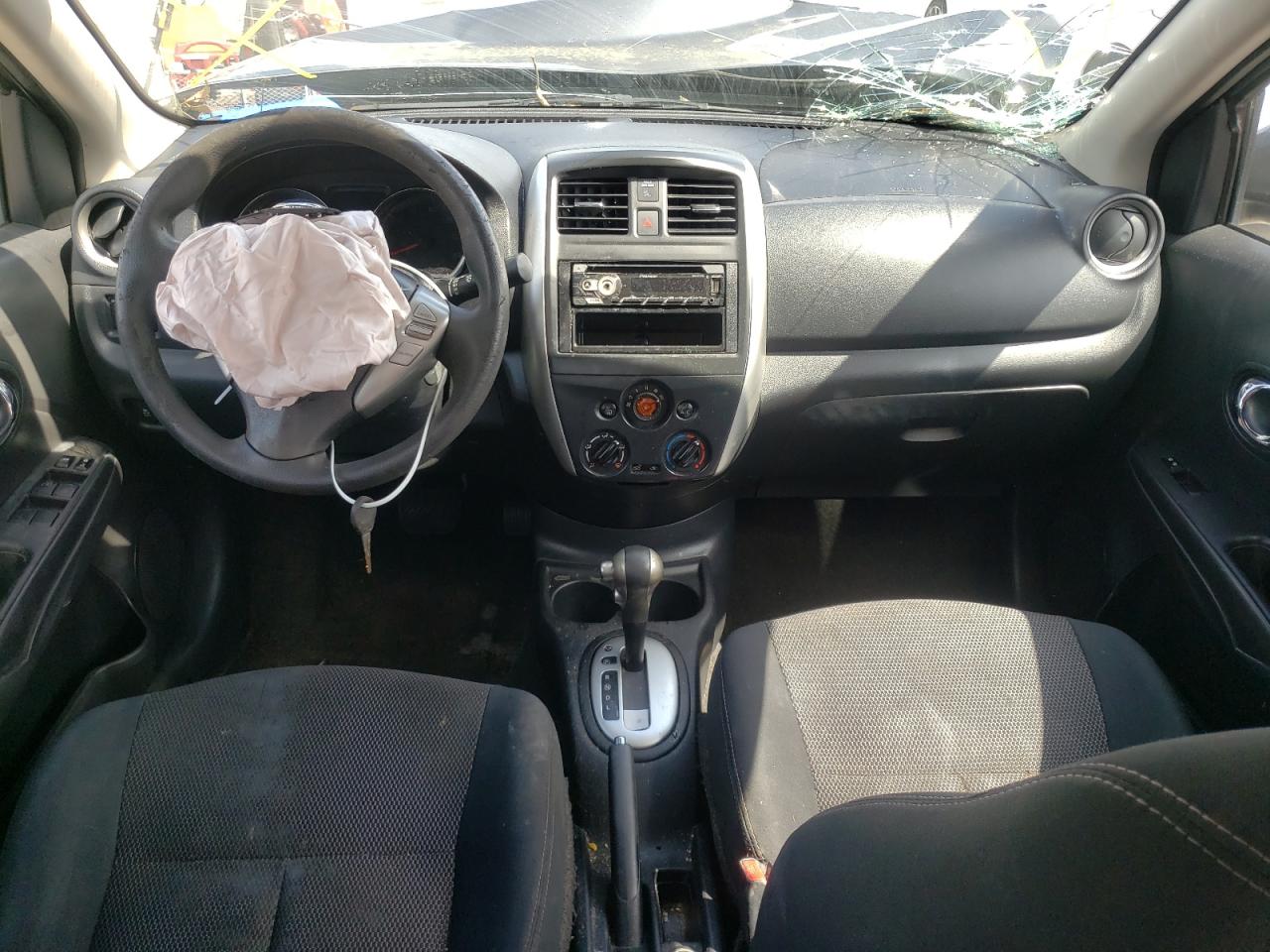Photo 9 from auction – 2016 NISSAN VERSA S with VIN 3N1CN7AP8GL807885