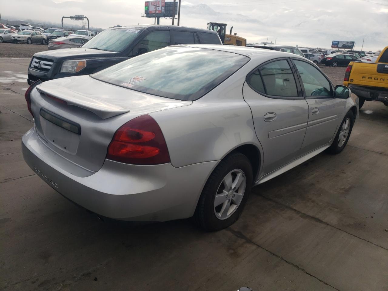 Photo 4 from auction – 2008 PONTIAC GRAND PRIX with VIN 2G2WP552881175629