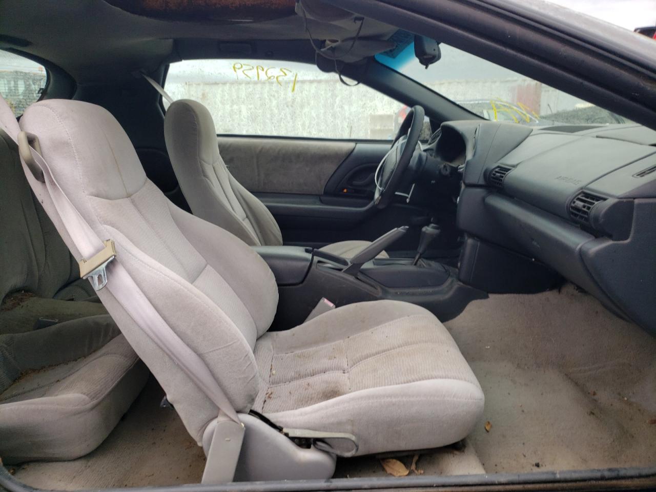 Photo 5 from auction – 1996 CHEVROLET CAMARO BAS with VIN 2G1FP22K5T2115107