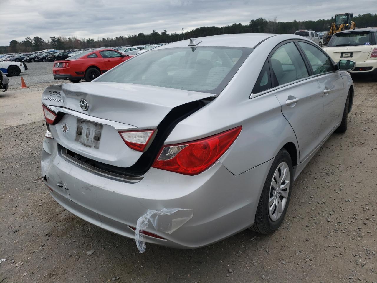 Photo 4 from auction – 2012 HYUNDAI SONATA GLS with VIN 5NPEB4AC2CH436470