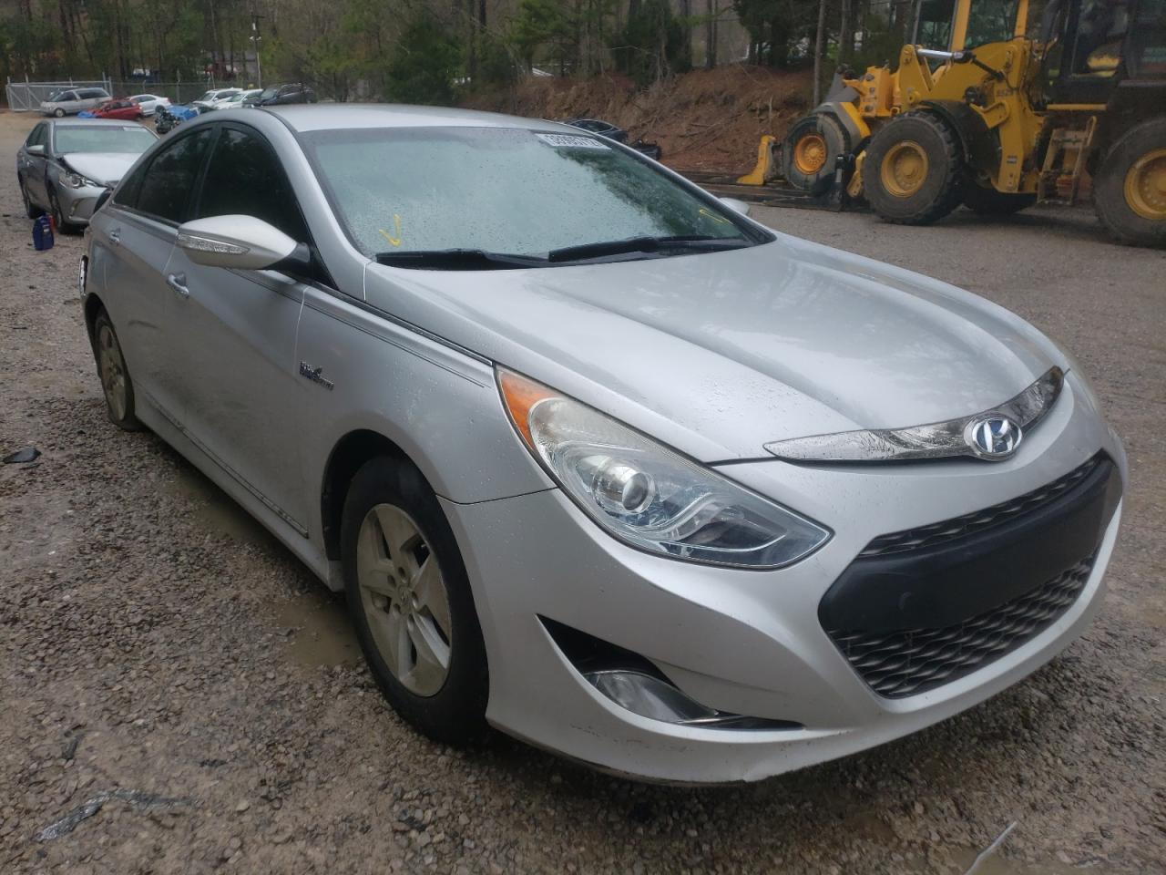 HYUNDAI SONATA HYB 2012 with VIN KMHEC4A46CA027378 - Photo from auction