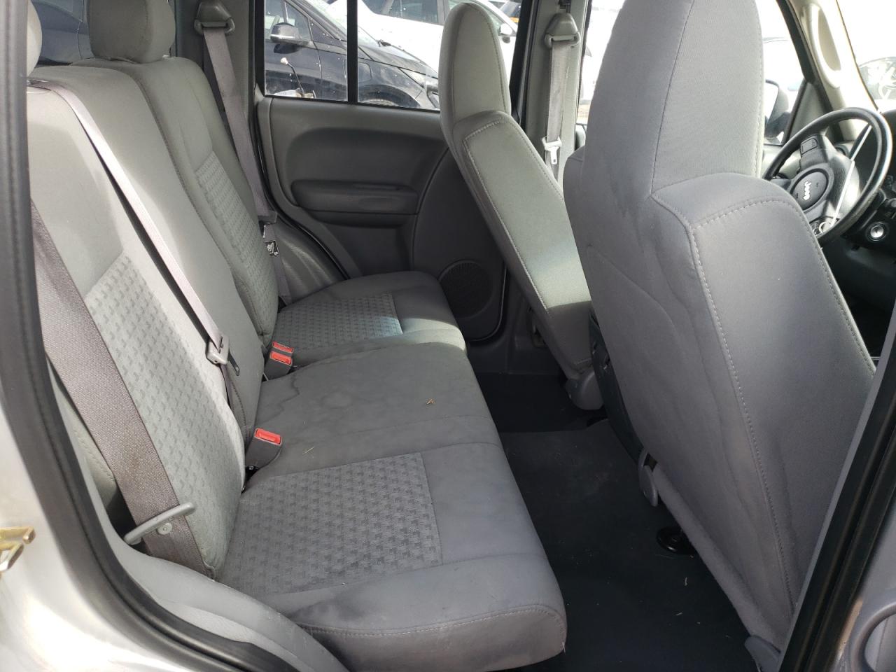 Photo 6 from auction – 2007 JEEP LIBERTY SP with VIN 1J4GL48K67W573151