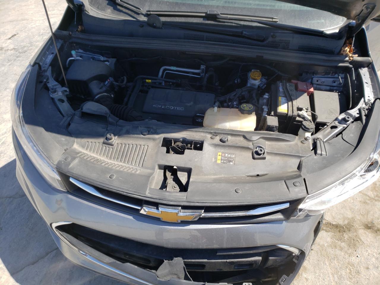 Photo 7 from auction – 2020 CHEVROLET TRAX 1LT with VIN 3GNCJLSB7LL275423