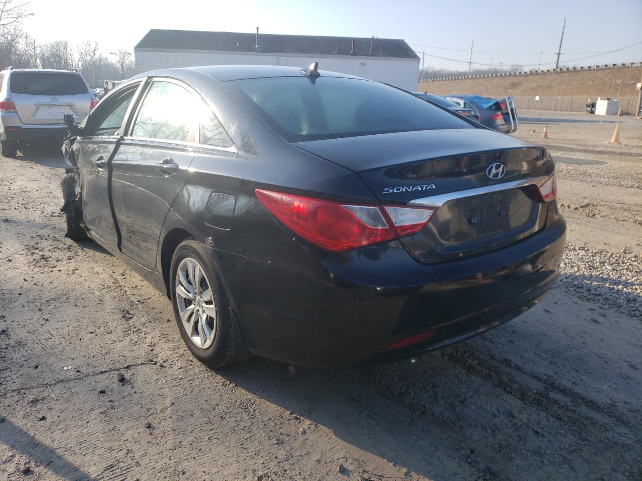 Photo 3 from auction – 2011 HYUNDAI SONATA GLS with VIN 5NPEB4AC7BH301564
