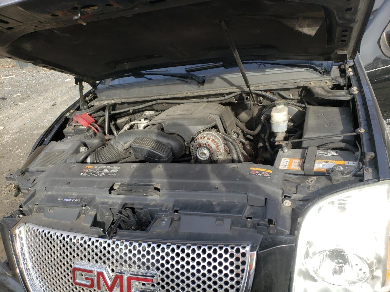 Photo 7 from auction – 2013 GMC YUKON DENA with VIN 1GKS2EEF2DR300089
