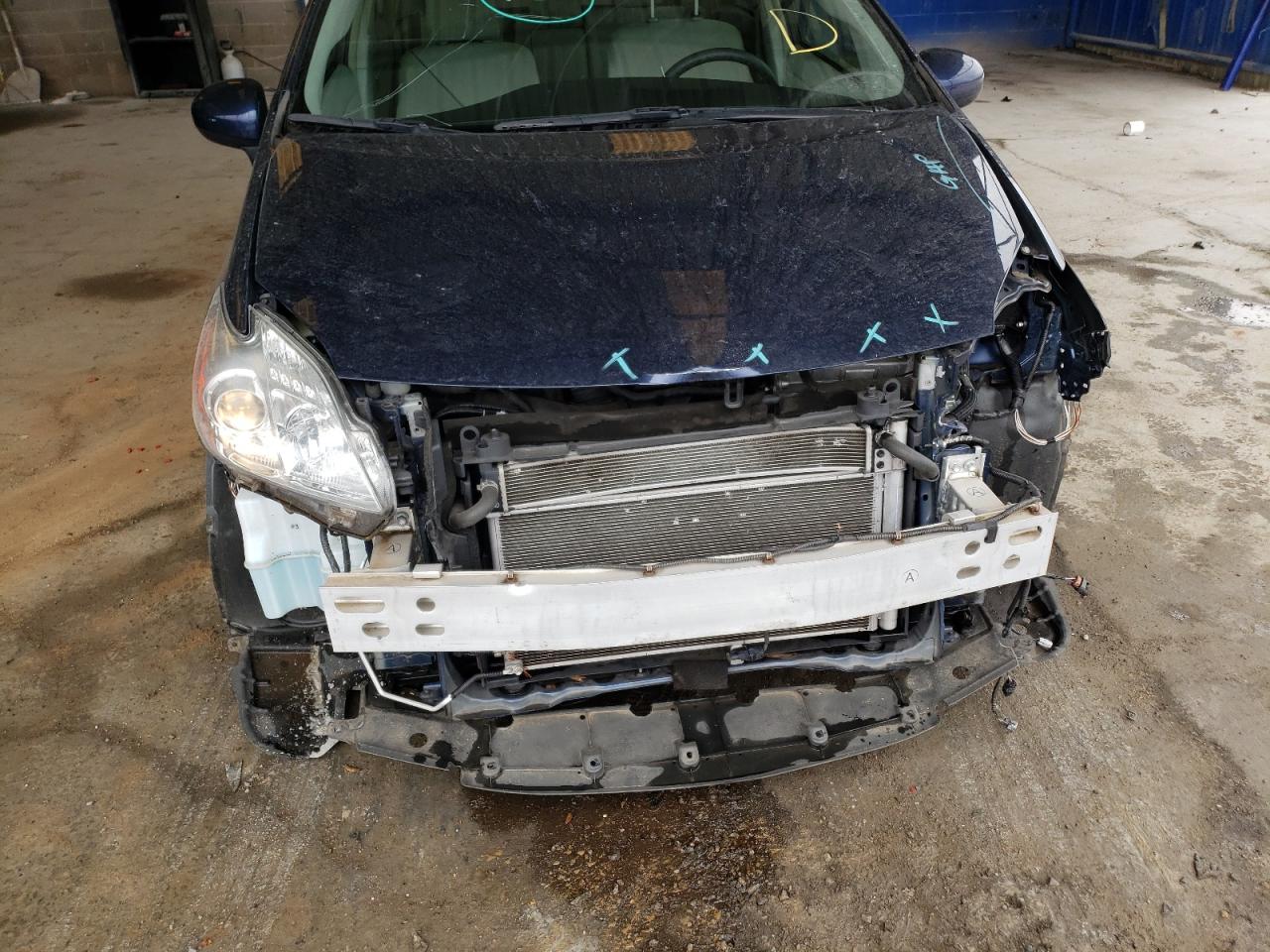 Photo 9 from auction – 2013 TOYOTA PRIUS with VIN JTDKN3DUXD1637938