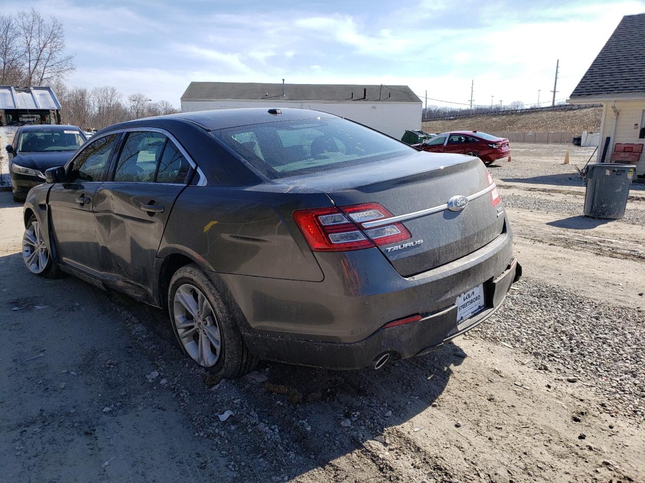 Photo 3 from auction – 2018 FORD TAURUS SEL with VIN 1FAHP2E88JG115081